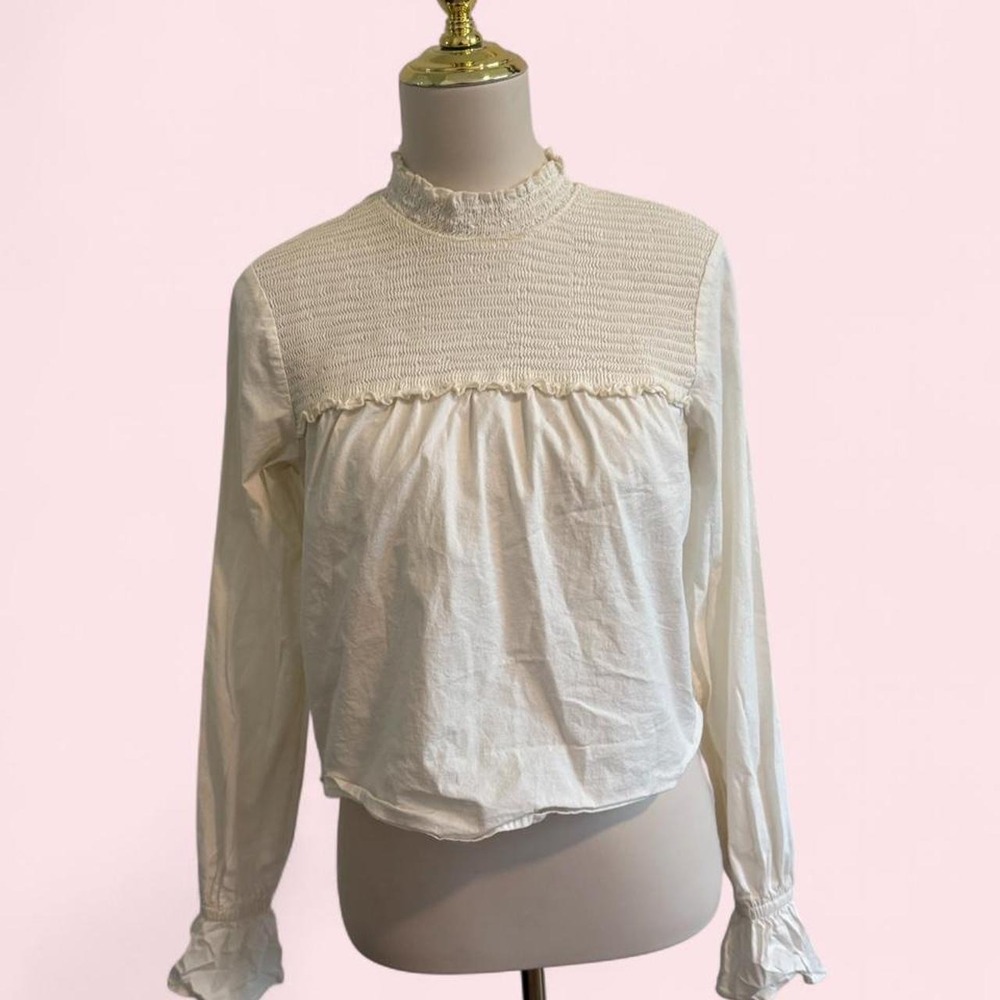 e Wore What White Smocked Blouse | Ruffle Detail | Size M